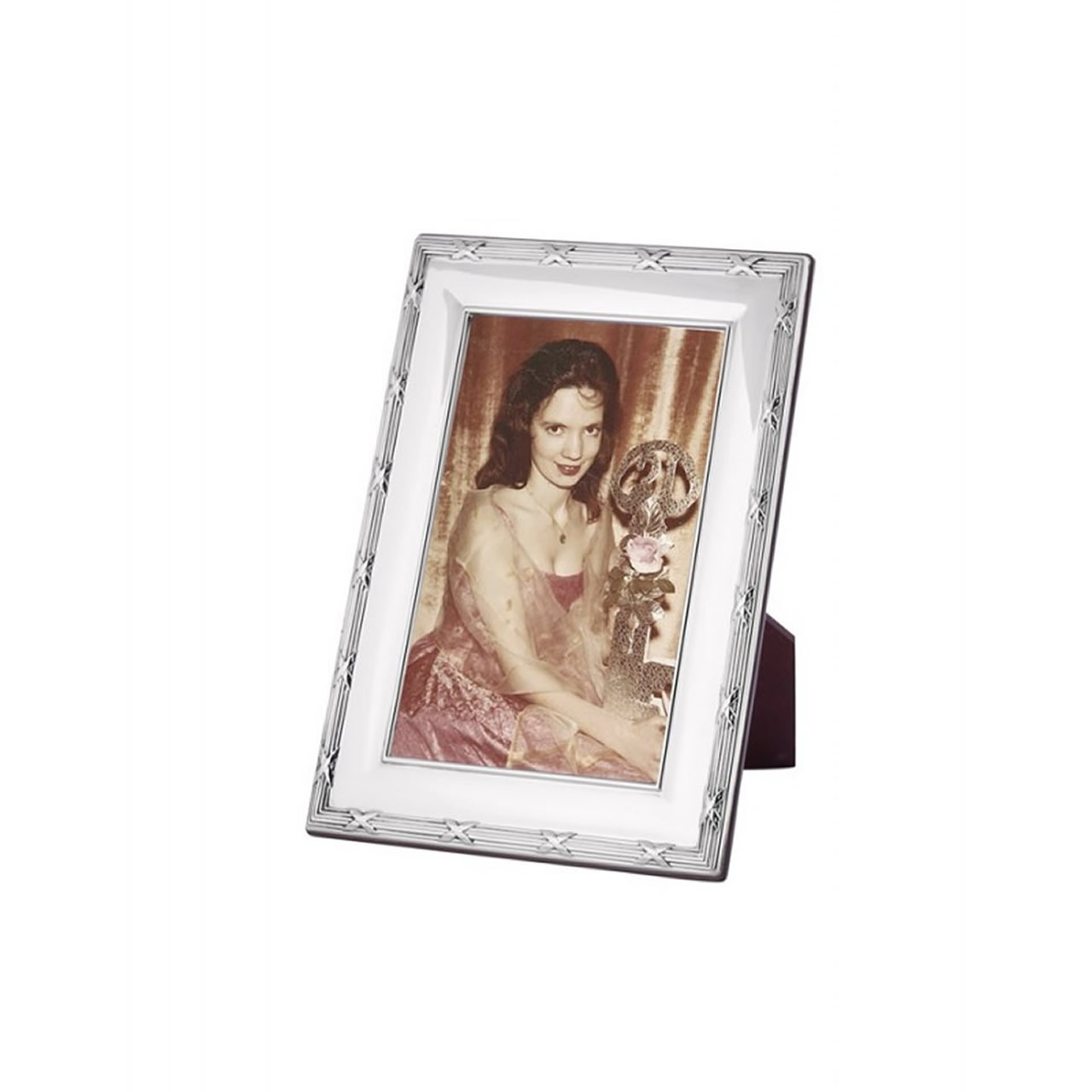 sterling silver reed and ribbon rectangular picture... Sterling Silver 6X9cm Ribbon And Reed Pattern Wooden Back Photo Frame
