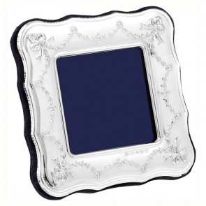 Edwardian Swags And Ribbon 5x5cm Traditional Photo Frame Velvet Back
